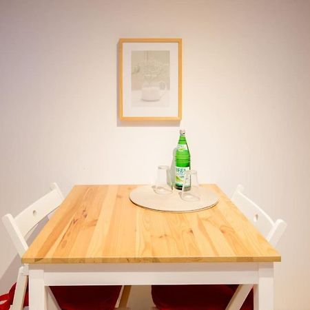 Apartment Wilhelmstr Fuer Bis Zu 3 Personen Brühl Екстериор снимка