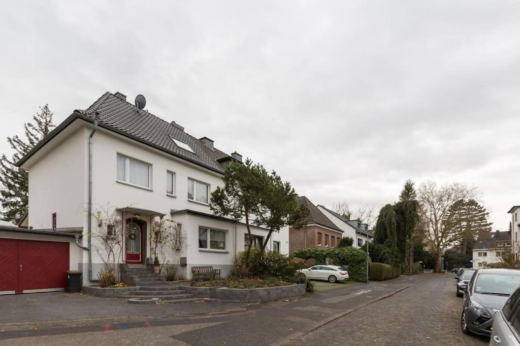 Apartment Wilhelmstr Fuer Bis Zu 3 Personen Brühl Екстериор снимка