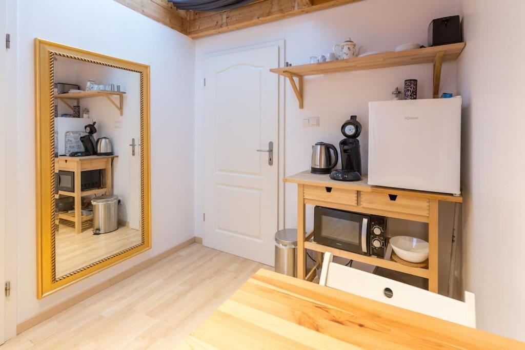 Apartment Wilhelmstr Fuer Bis Zu 3 Personen Brühl Екстериор снимка