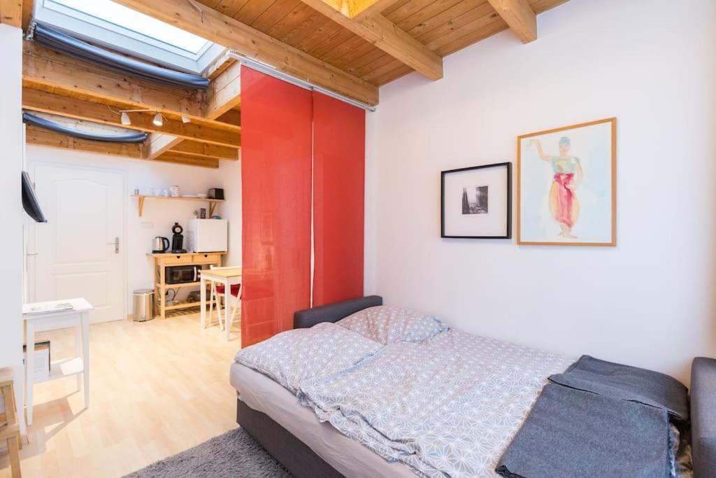 Apartment Wilhelmstr Fuer Bis Zu 3 Personen Brühl Екстериор снимка