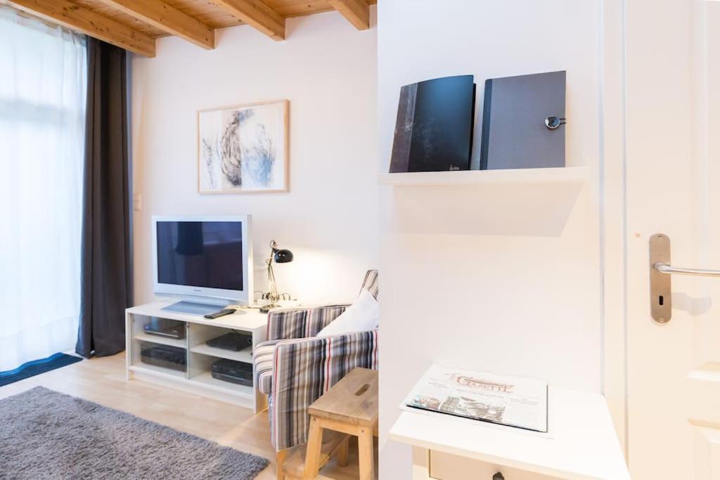 Apartment Wilhelmstr Fuer Bis Zu 3 Personen Brühl Екстериор снимка